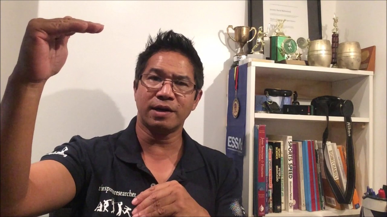 Dragon boat body movement and paddling power