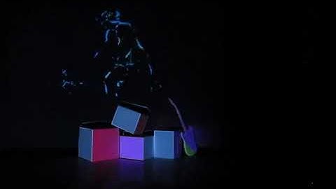 Sound Reactive Projection-mapping and the Music of Queen
