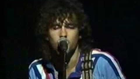 Cold Chisel - Full 1981 Countdown Awards clip with barnsey commentary.