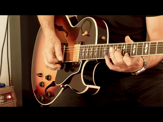 2007 Gibson ES-137 Custom - YouTube