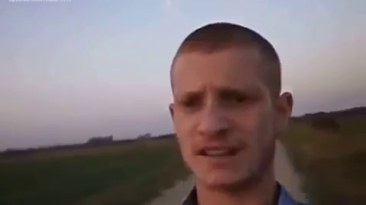 Идущий к реке мем