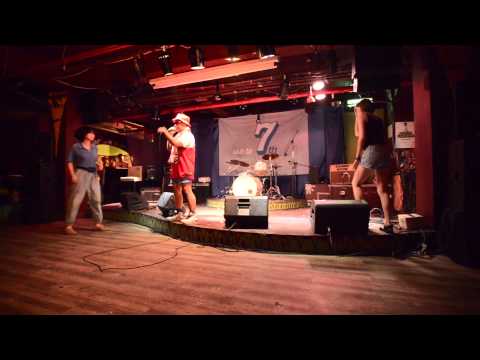 2013.08.08. "뉴잭스윙" - 기린 with 요요,위보(Krin with yoyo, wevo) 'This Summer Feeling vol.1' at Club Ta