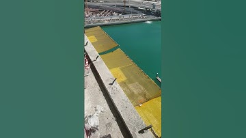 saftey net around the building #safetyfirst #safetynet #construction #constructionsite