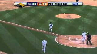 2009/04/06 Jones' two-run triple