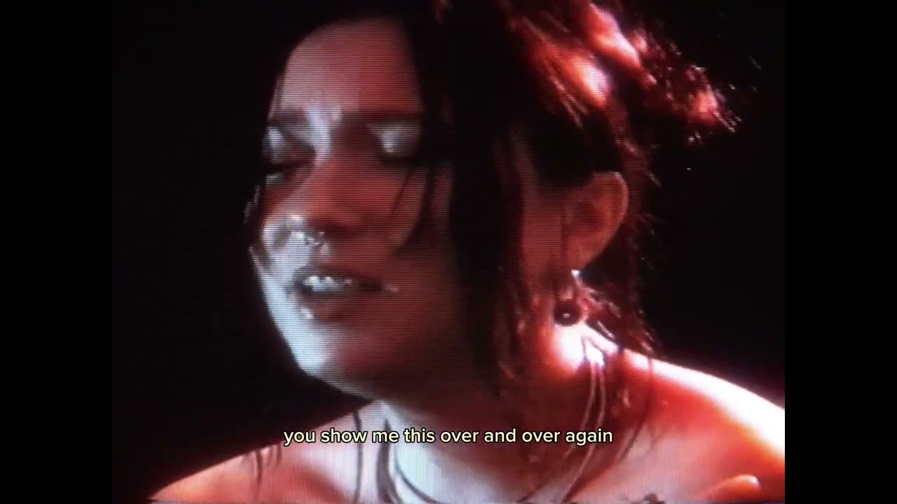 在 YouTube 上观看 Ashlynn Malia - Villain (Official Music Video) 在 YouTube 上观看 Ashlynn Malia - Villain (Official Music Video)