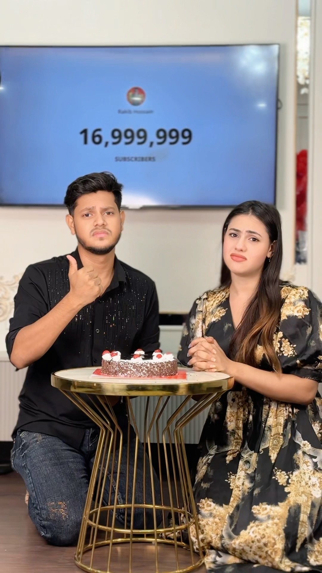 রিতু কেক নিয়ে আসলো ১৭ মিলিয়ন এর জন্য ? | Please Guys Do Subscribe ? #shorts #rakibhossain