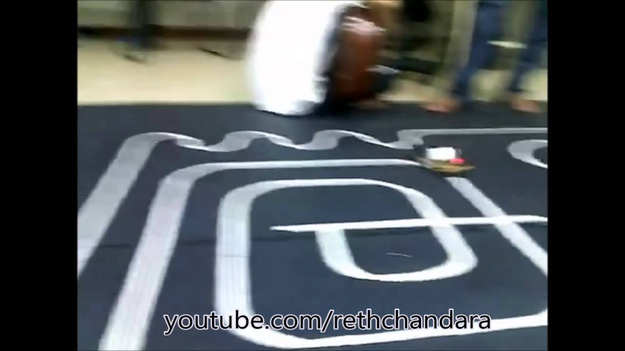 Khmer Robot line follower by NPIC