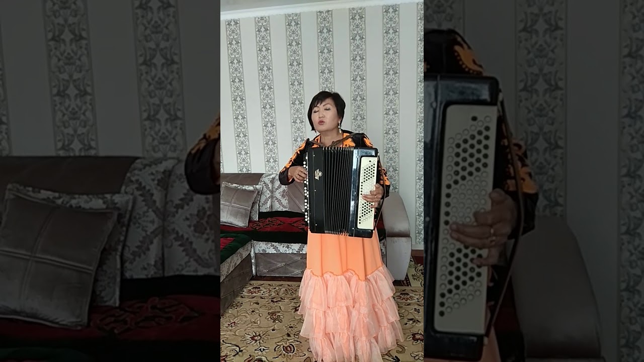 Адамзат аттуу ырымды сиздерге тартуулайм!