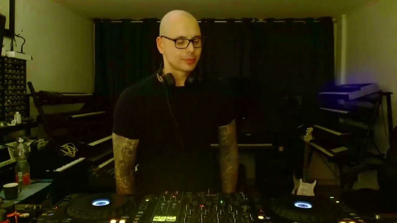 Watch Deep Dubstep Mix | Raw Cut Dubstep E01 on YouTube Watch Deep Dubstep Mix | Raw Cut Dubstep E01 on YouTube