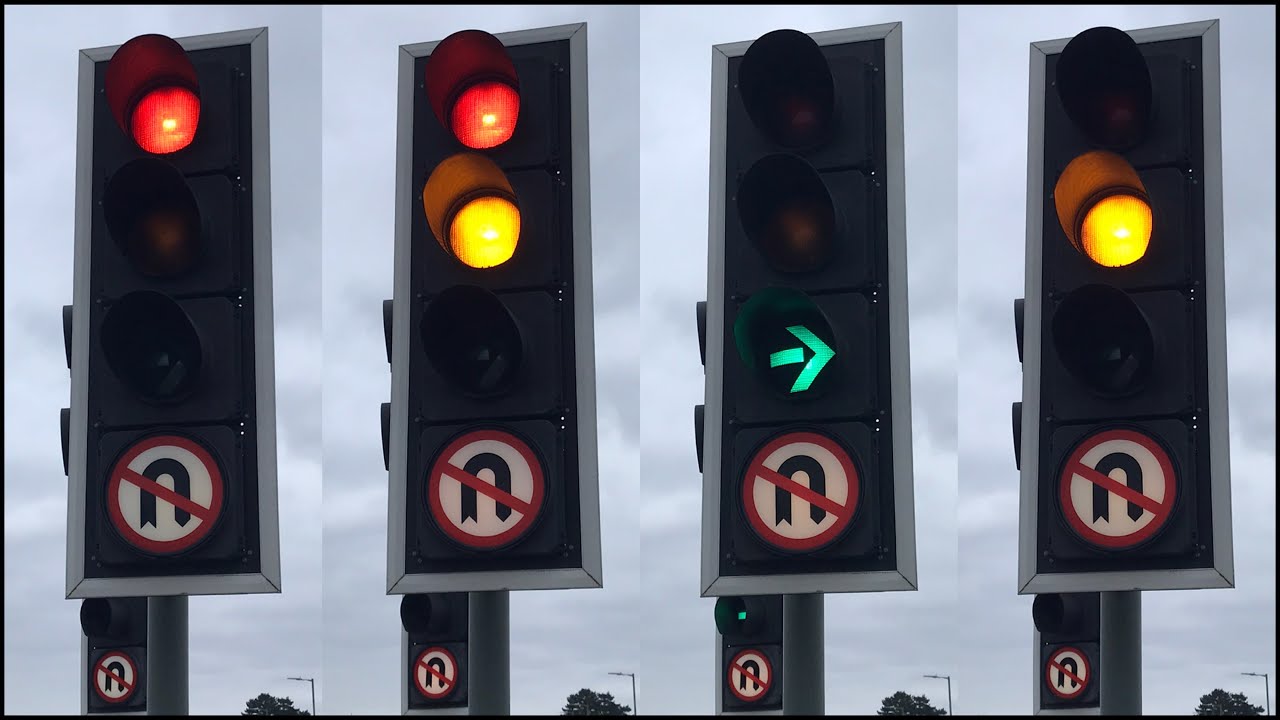 Hatfield: Comet Way A1001 J/O Goldsmith Way Microsense Traffic Lights