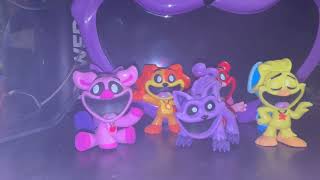 Salamander Commander Unboxing: Smiling Critters 10 Figures and Collectors Case