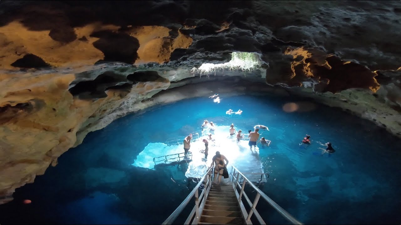 Snorkeling in UNDERGROUND River - DEVIL'S DEN (Natural Spring) - YouTube