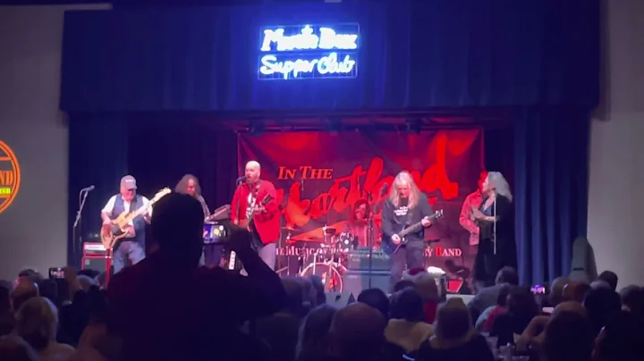 Heartland@MusicB...  The Heartland with Jennifer L...