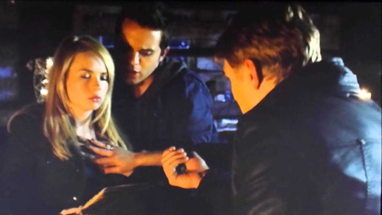 The Secret Circle: Jake+Cassie: Rescue Me