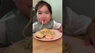 Asian baby eating pasta with chopsticks 😂 - Mia ăn mì Ý bằng đũa