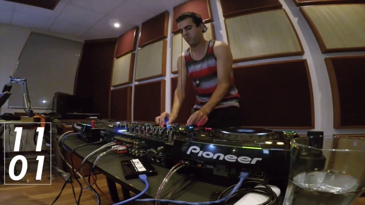 Muan (Akbal Music) @ Kraken House - 1101