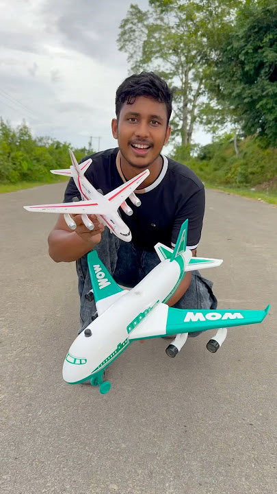 Mini aircraft vs big airplane UNBOXING