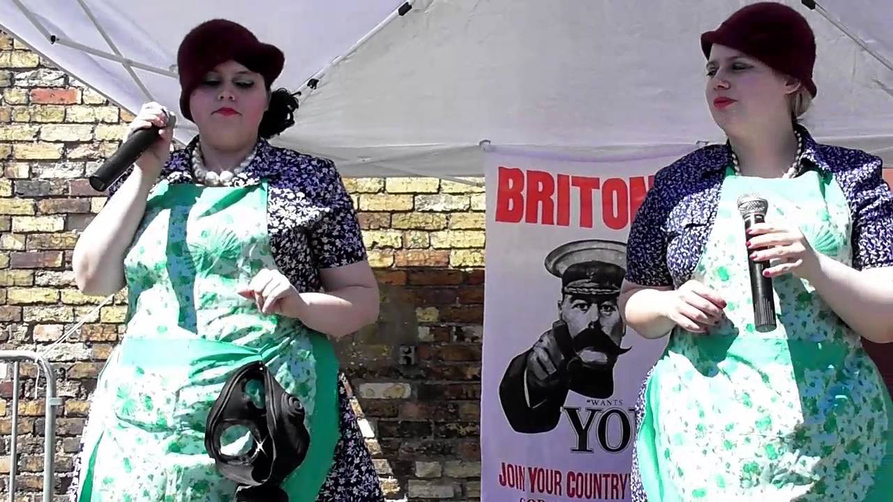 pashy pops sings mother kellys, lights go on again at blaenavon aug 2016