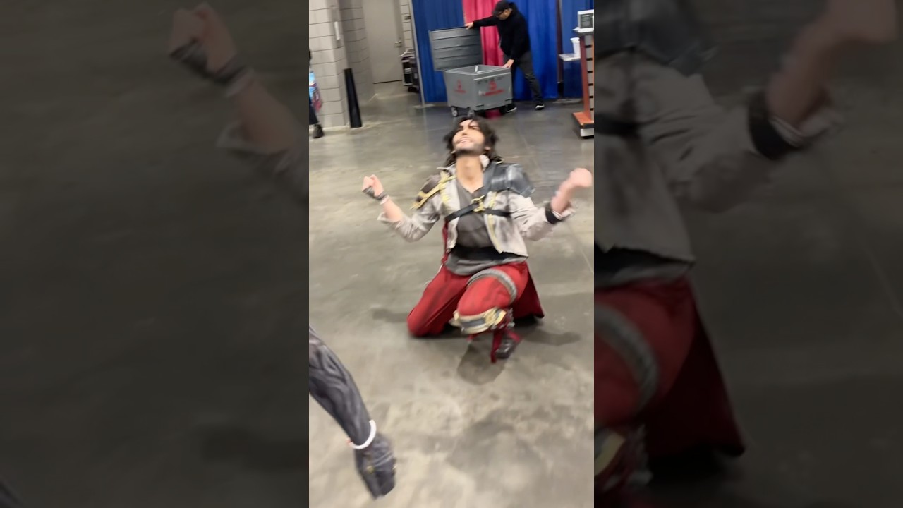 jayvik divorce at the con?!? #jayvik #cosplay #arcane #arcanecosplay #cosplayer #tiktok