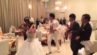 感動10選 新郎から新婦への気持ちのこもったサプライズ演出まとめ ぐるなびウエディングhowto 感動10選 新郎から新婦への気持ちのこもったサプライズ演出まとめ ぐるなびウエディングhowto