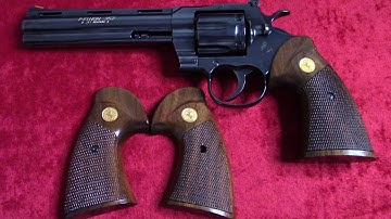 Colt Python late 3rd generation grips, 1979-1985  Deer Hollow