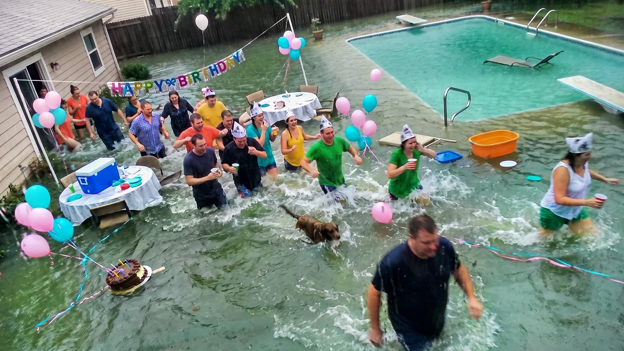 Birthday Parties Disrupted in an Instant 🎉😳 – Video Birthday Parties Disrupted in an Instant 🎉😳 – Video