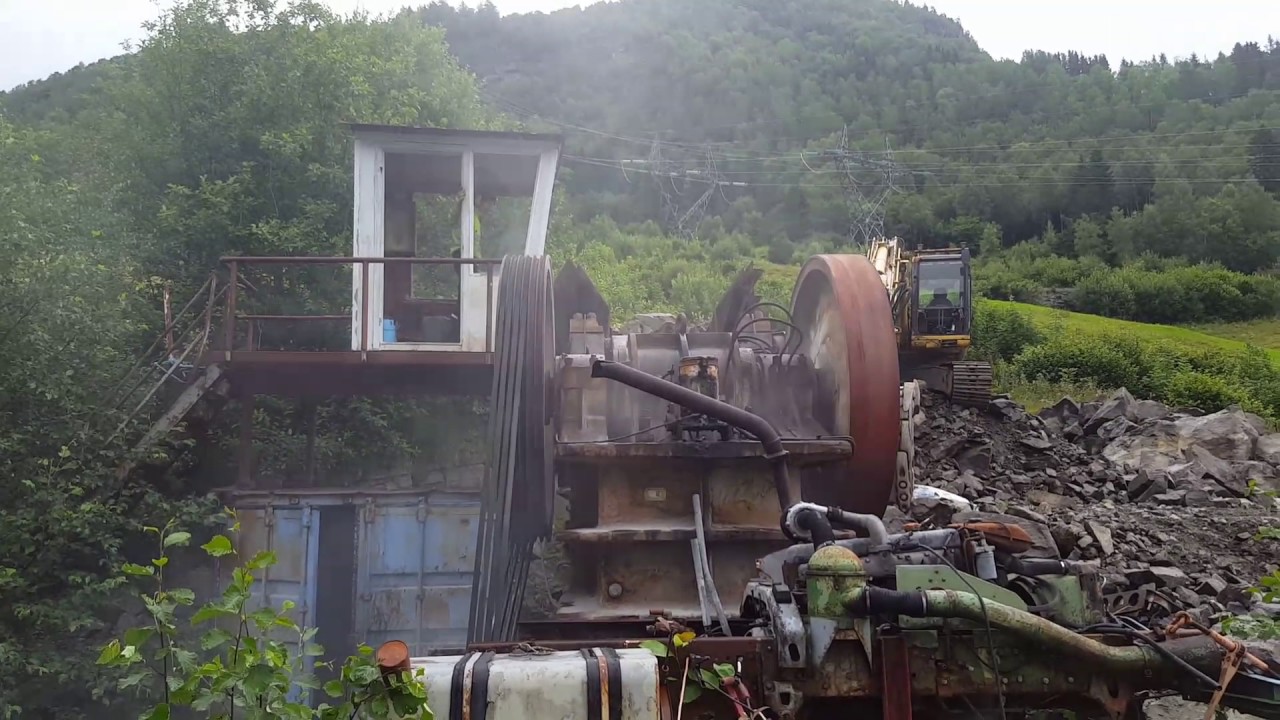 Norwegian rock crusher in action