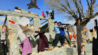 Famous Why did the single mother leave her home? Her ex-husband arrives and takes her children Net Worth