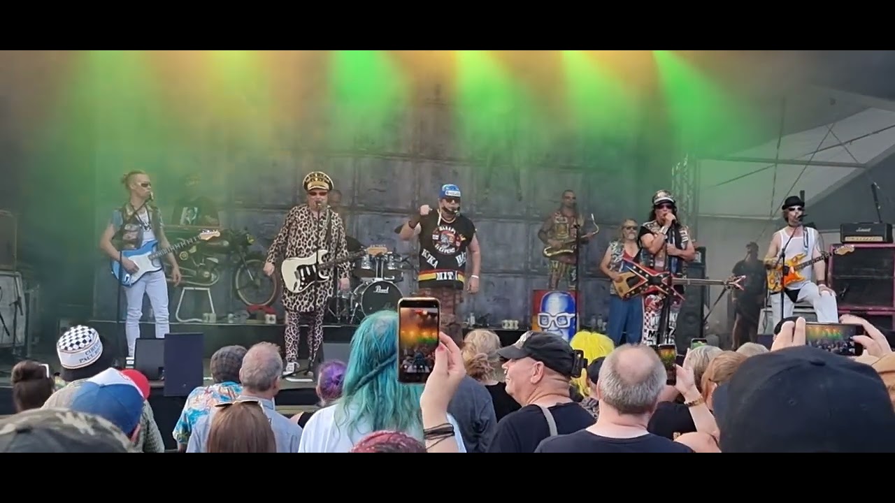 Sleepy Sleepers; Vesivehmaan jenkka & Liuskis Läyskis Lepakko 31.7.2025 Tampere 