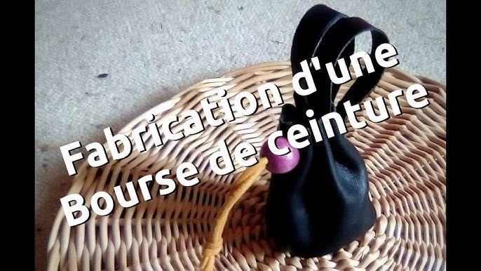 Bouton en cuir pour la reconstitution 