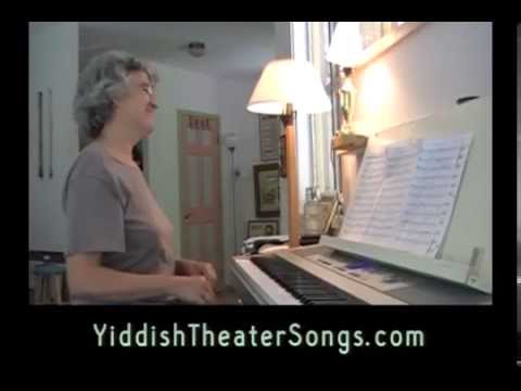 Beser Iz Tsu Blaybn A Moyd A Yor Nokh Mayn Khasene Yiddish Theater Song With English Subtitles 