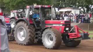 Trecker TRECK Case IH 1455 XL Kirovet K 700 Fendt Favorit 614 Trecker Treck festfahren im Schlamm