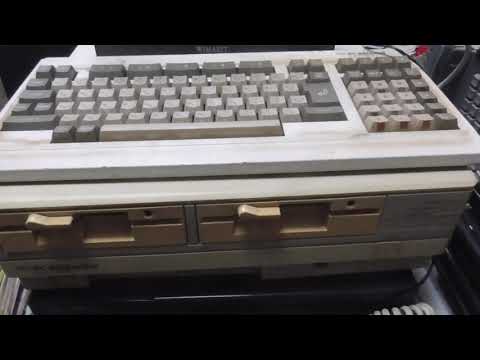 PC-8801mk2SRの起動確認。フロッピーから立ち上がりますが
