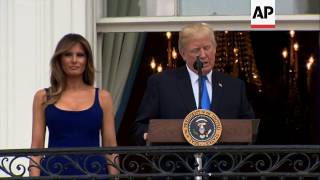 Trump hosts 4th July military families picnic