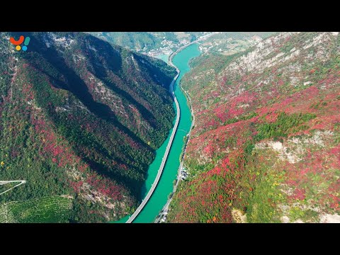 Breathtaking! Watch China's most beautiful over-water highway