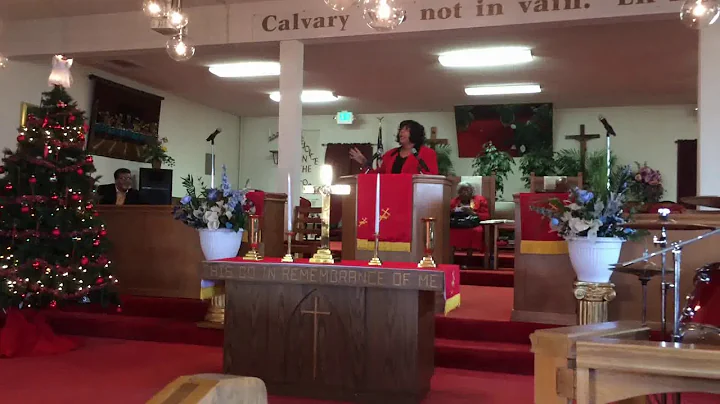 Pastor Lisa Macklin Christmas 2017