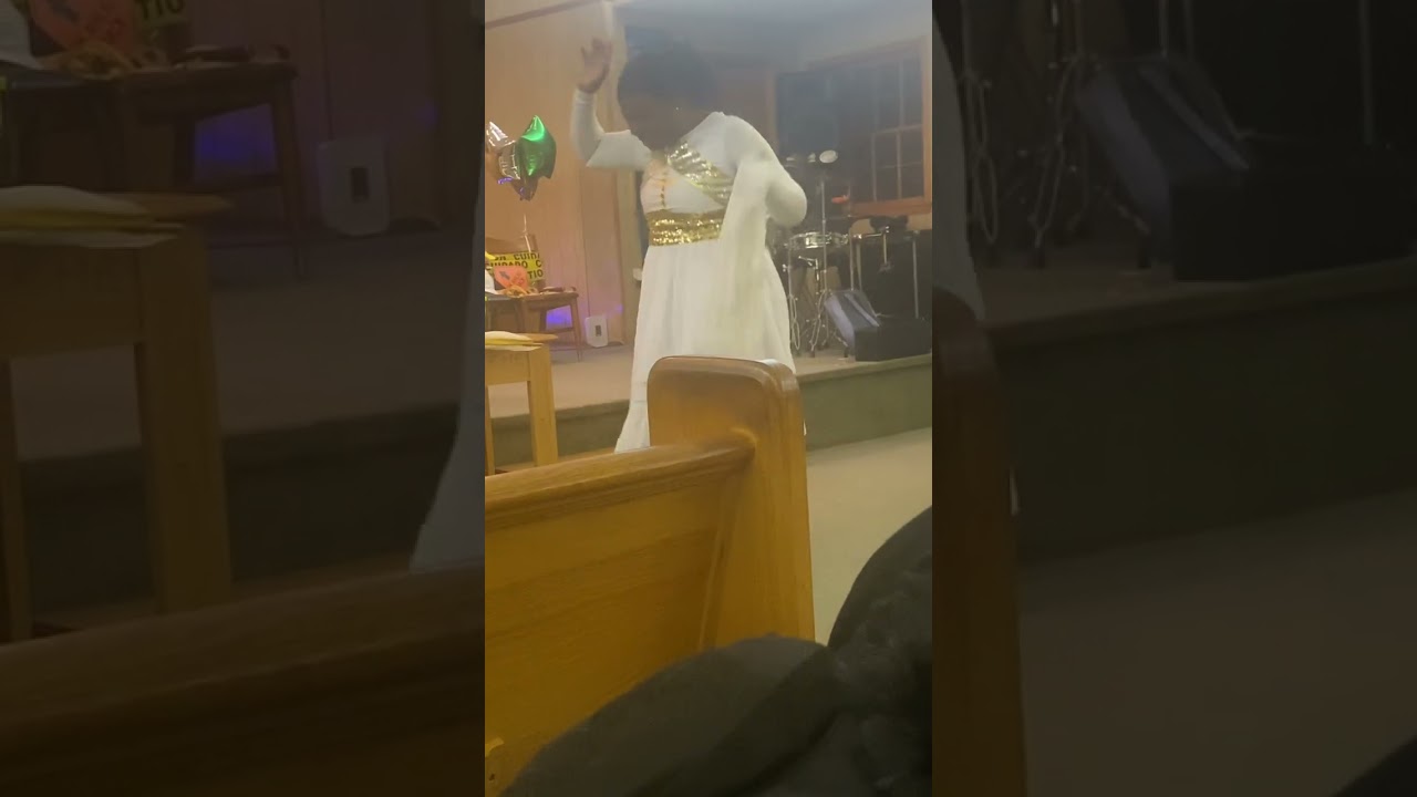 Min. Jane Moore - prophetic dance to Unveiled by Jasmine Encarnacion