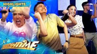 It's Showtime family does the 