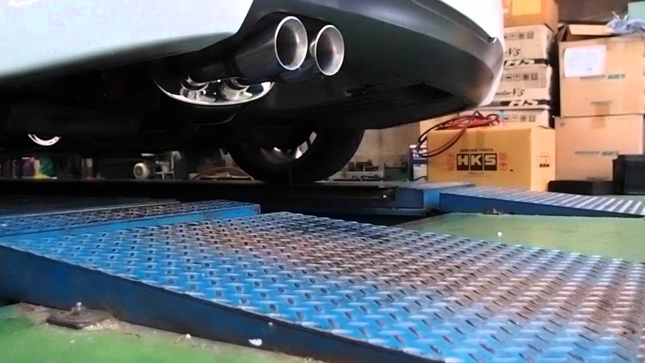 LAPTORR・ラプターマフラー BMW E90 323i - YouTube