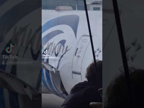   مصر للطيران