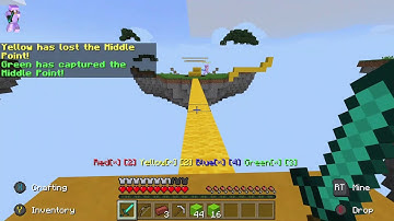 Hacker seen with bedrock | Mineplex Bedrock Cake Wars #1