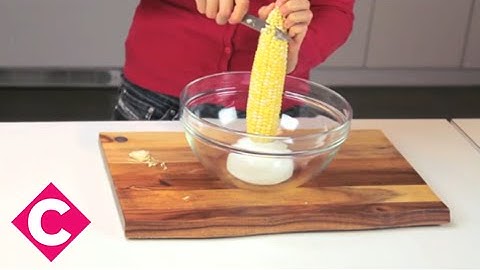 The cleanest way to remove corn from the cob