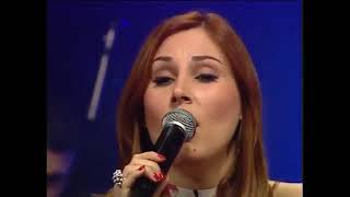 Funda Arar - Kaldırımlar (Akustik Konser)