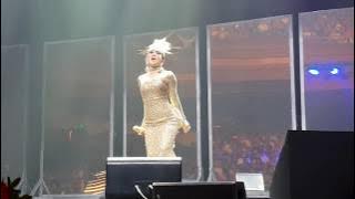 Live Concert Syahrini 2018 - 'Medley: Aku Tak Biasa and Sandiwara Cinta'