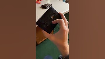 Secure your essentials with rfid protection #greenscreen #fok