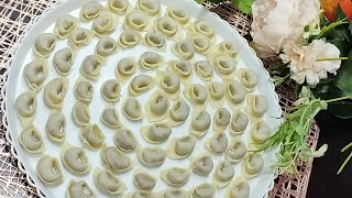 Uzbek wellbeing dumplins with chives&Meat. Чучвара узбекская Национальная еда Street Food Vlog