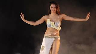 Namrita Malla Ka New Open Dance Hindi Video Song