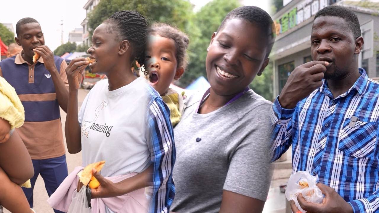 Exploring a Fun Chinese Village Market with My Siblings!