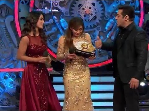 Bigg Boss Shilpa Shinde wins Bigg Boss 11, beats Hina Khan | FilmiBeat - YouTube