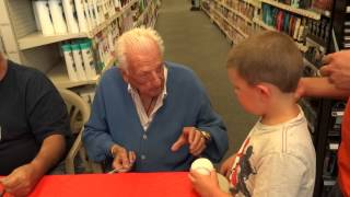 Ralph Kiner SIgning Autographs